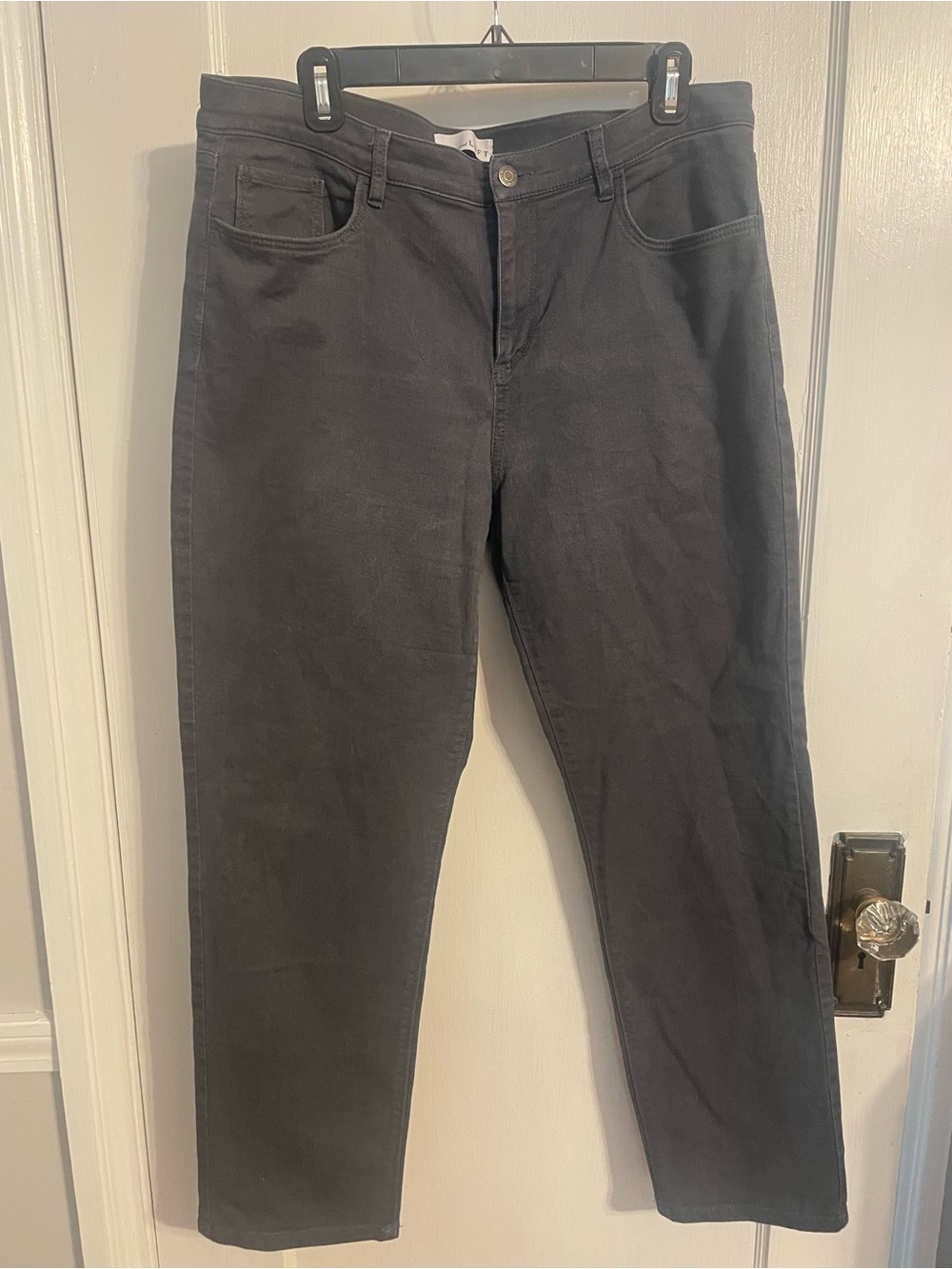 LOFT Black Straight-Leg Jeans